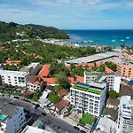 Paripas Patong Resort